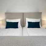 Cosy Inner Getaway Bestern * Szeged